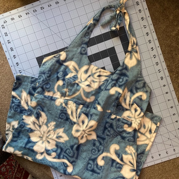 Hawaiian Print Halter Mini Dress - Picture 3 of 11